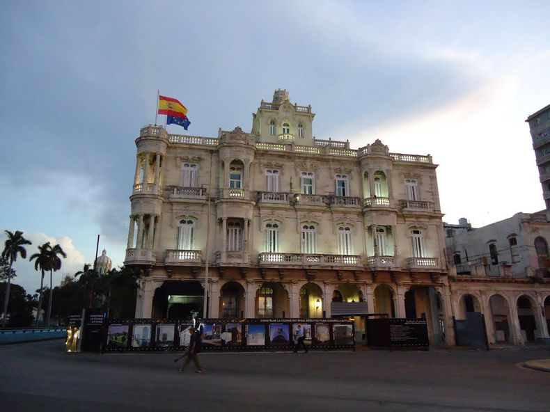 Ciudadanos Espa Oles Residentes En Cuba Pueden Solicitar Ayudas De