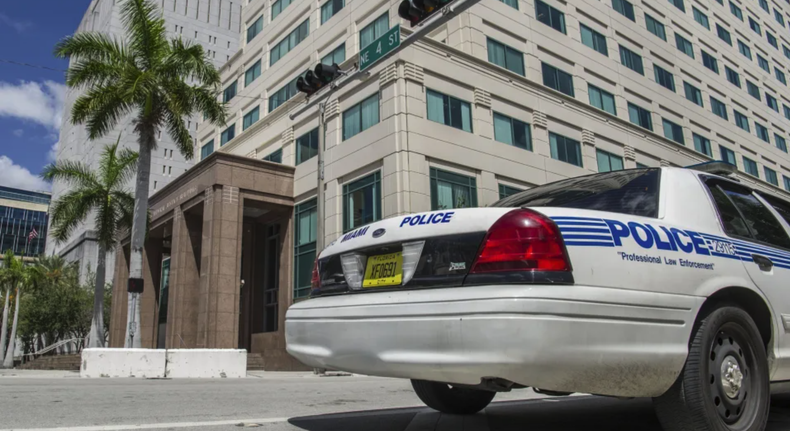 Policia Miami.png