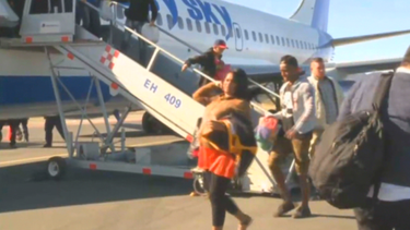 Grupo de más de 200 cubanos varados en Costa Rica viajaron a México en los dos vuelos previstos