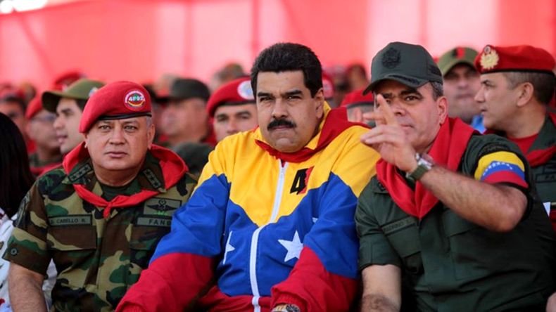 Cabello-Maduro-Padrino-Lopez-1.jpg
