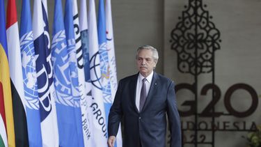 Alberto Fernández sin lesiones sangrantes, dice parte médico