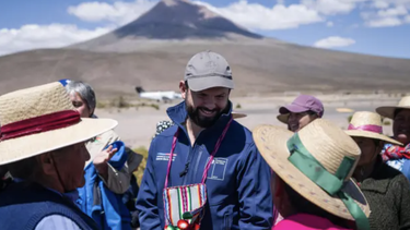 Presidente de Chile culpó a Bolivia y Venezuela de obstruir la expulsión de migrantes
