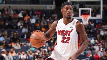 miami heat descarta a jimmy butler para el juego 5 contra atlanta hawks