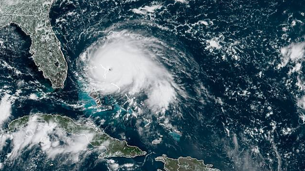 Ordenan Evacuaciones Obligatorias En La Zonas Costeras Del Condado Palm Beach Ante Posibles 