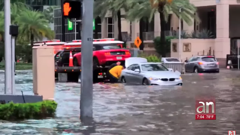 Las lluvias de las últimas 48 horas han dejado inundaciones en el condado  Miami-Dade